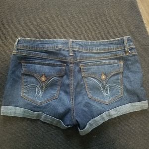 🌺 Bongo denim shorts